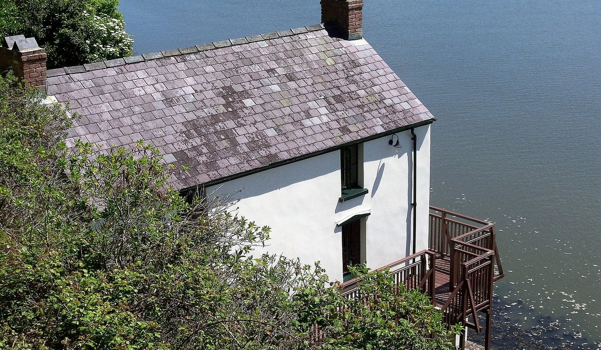 Building a Muted Palette for Heritage Interiors