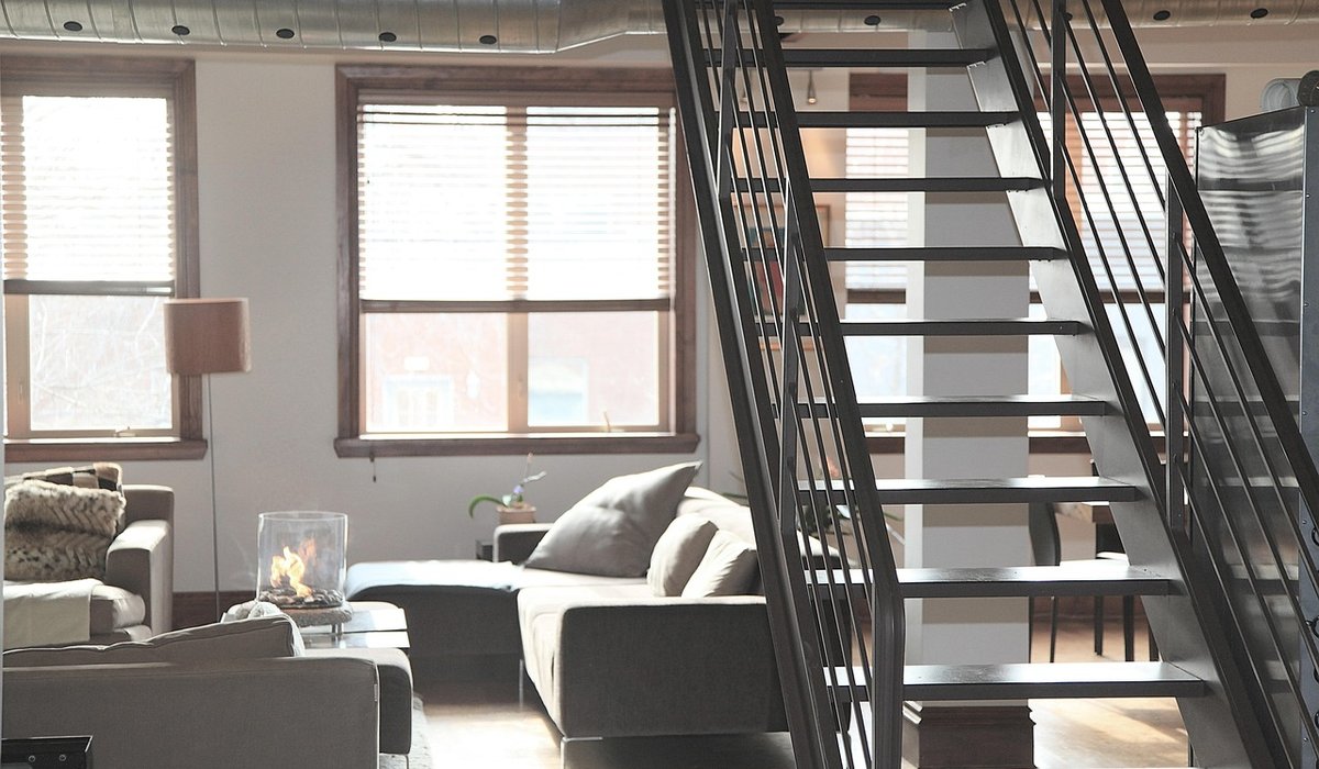Layering Linen and Wool for Cosy British Bedrooms